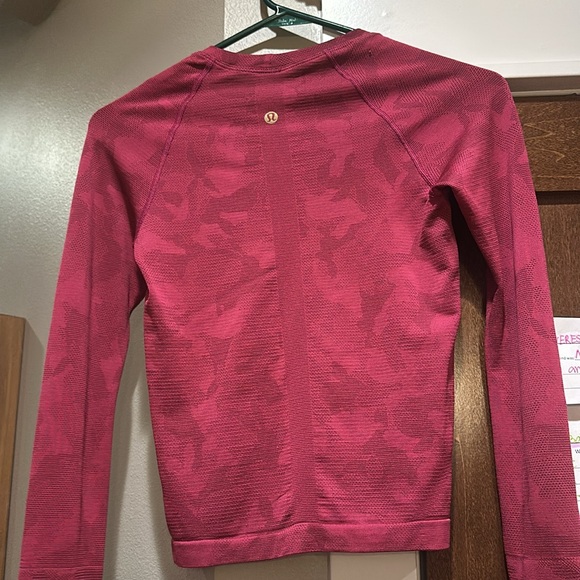 Lululemon swiftly long sleeve race length - Picture 2 of 5